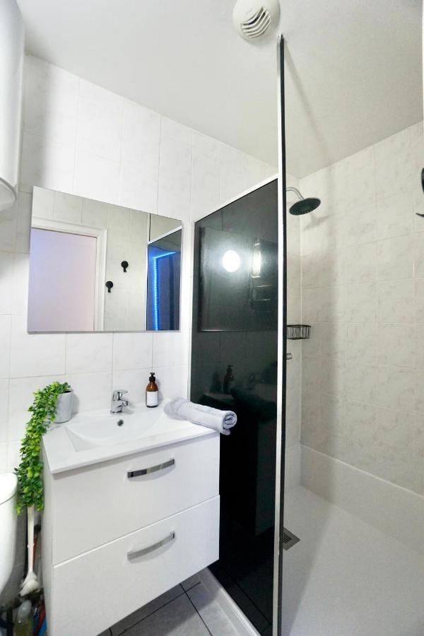 L'Arty Apartment โลริอ็อง ภายนอก รูปภาพ